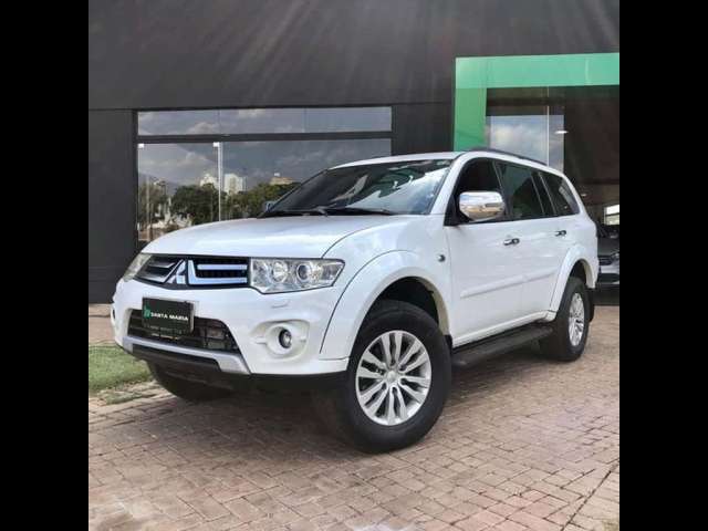 MITSUBISHI PAJERO 4X4 HPE D 2016