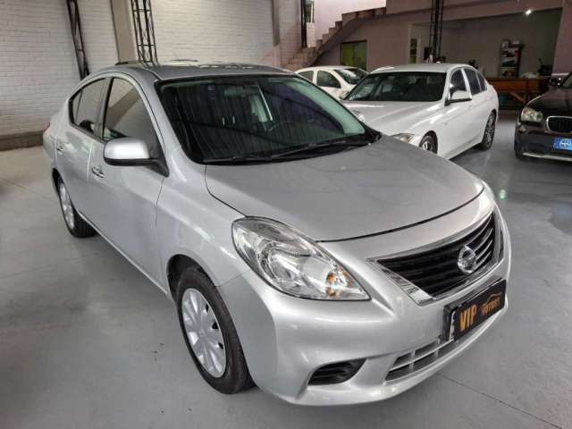 NISSAN VERSA