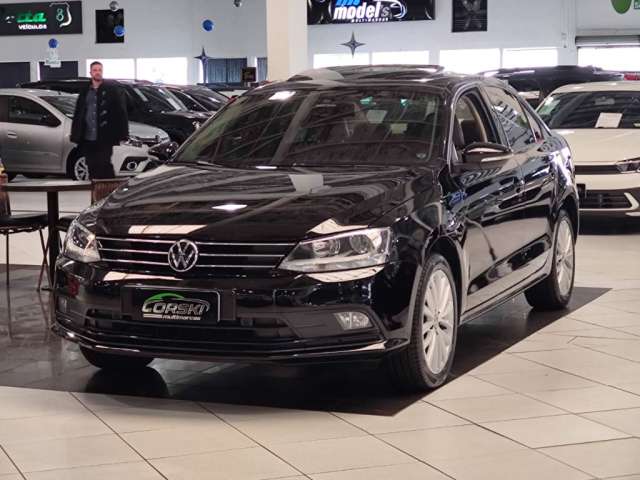 VOLKSWAGEN JETTA COMFORTLINE 1.4 TSI 16V TURBO 177CV AUTOMATICO 6M - 2016