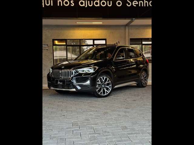 BMW X1 SDRIVE 20i X-Line 2.0 TB Active Flex