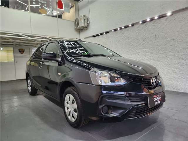 Toyota Etios 2020 1.5 x plus sedan 16v flex 4p manual