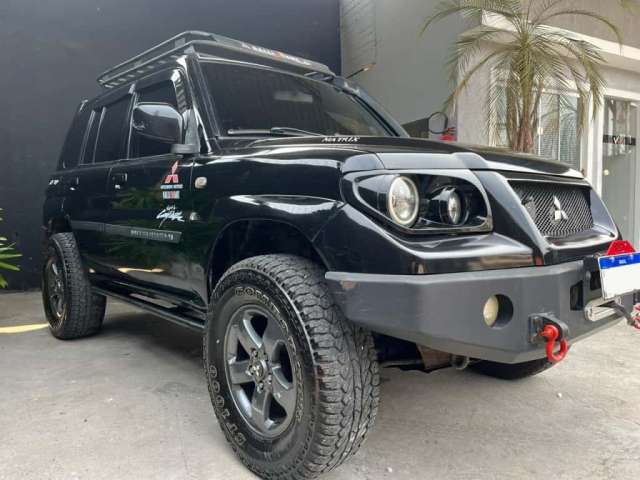 Mitsubishi Pajero tr4 2008 2.0 4x4 16v 131cv gasolina 4p automático