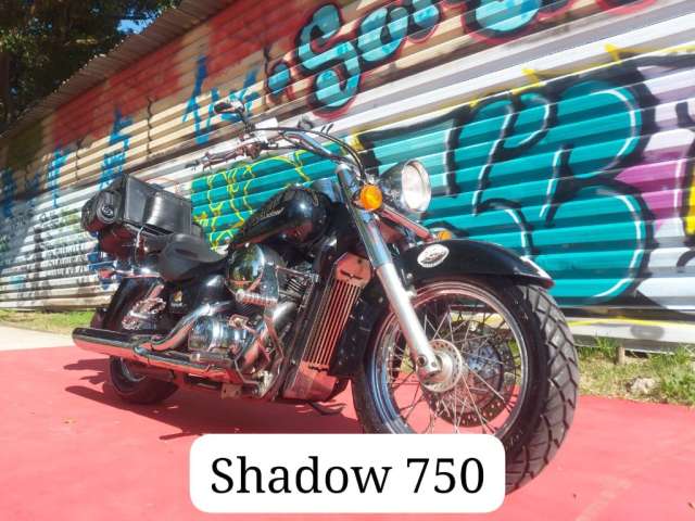 Shadow 750