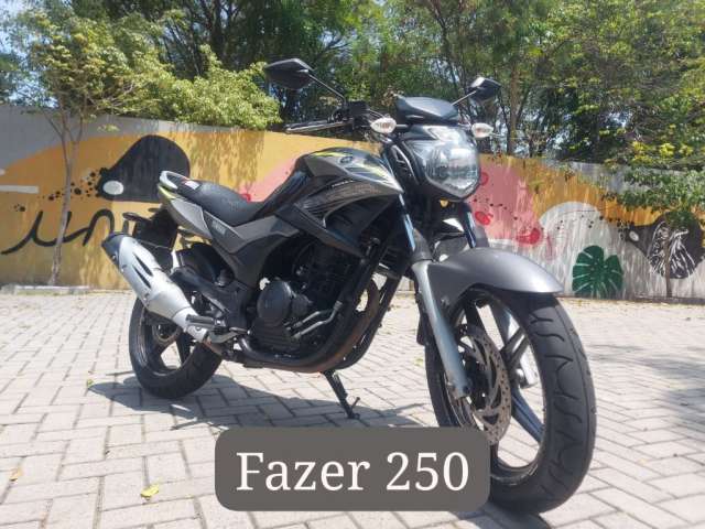 Fazer 250