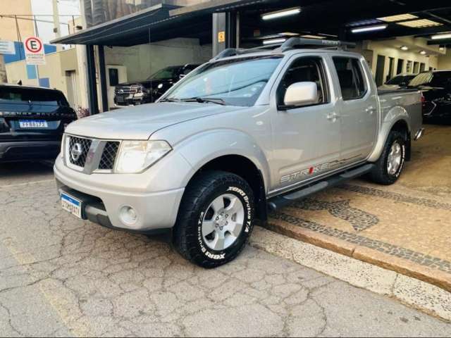 Nissan FRONTIER 2.5 SE STRIKE 4X4 CD TURBO ELETRONIC DIESEL 4P MANUAL