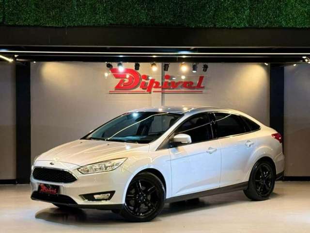 Ford Focus SE 2.0 2016