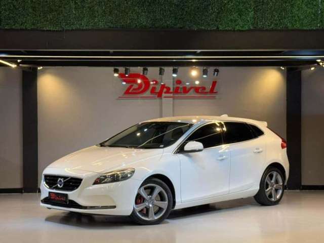 Volvo V-40 2.0 2014