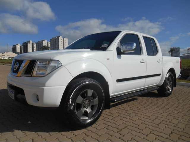 Nissan FRONTIER 2.5 XE 4X4 CD TURBO ELETRONIC DIESEL 4P MANUAL