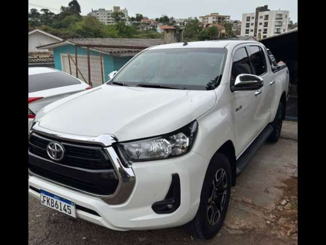 Toyota HILUX 2.8 D-4D TURBO DIESEL CD SRV 4X4 AUTOMÁTICO