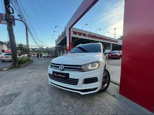 Volkswagen TOUAREG 4.2 R LINE V8 32V GASOLINA 4P TIPTRONIC