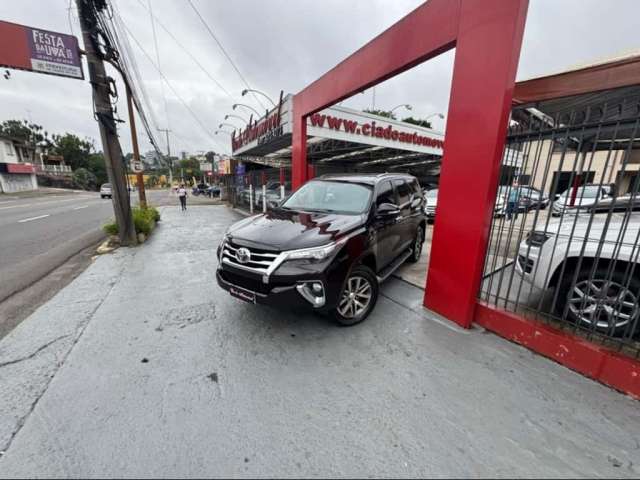 Toyota HILUX SW4 2.8 SRX 4X4 16V TURBO INTERCOOLER DIESEL 4P AUTOMÁTICO