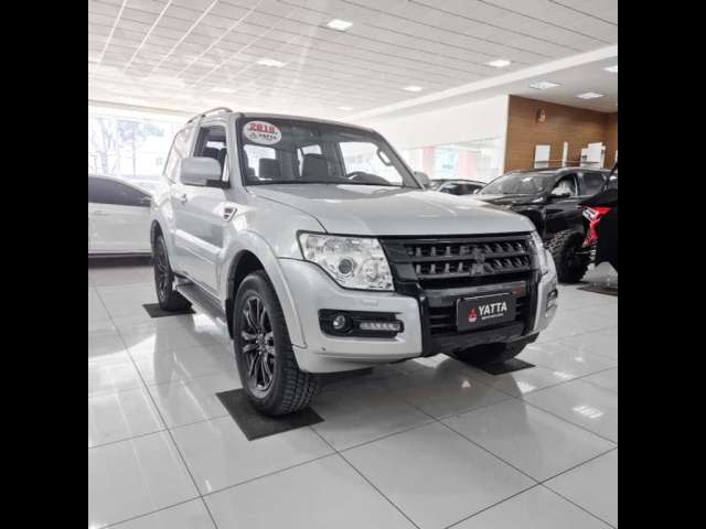 Mitsubishi PAJERO FULL 3.8 HPE 4X4 V6 24V GASOLINA 2P AUTOMÁTICO