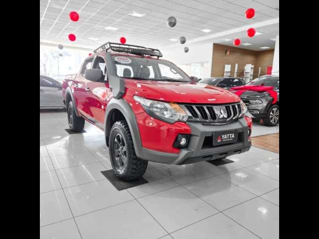 Mitsubishi L200 TRITON 2.4 16V TURBO DIESEL SAVANA GLS CD 4X4 AUTOMÁTICO