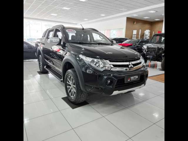 Mitsubishi L200 TRITON 2.4 16V TURBO DIESEL OUTDOOR HPE-S CD 4X4 AUTOMÁTICO