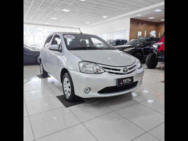 Toyota ETIOS 1.3 X 16V FLEX 4P MANUAL