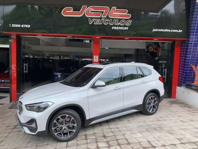 BMW X1 SDRIVE 20i X-Line 2.0 TB Active Flex  - Branca - 2021/2022