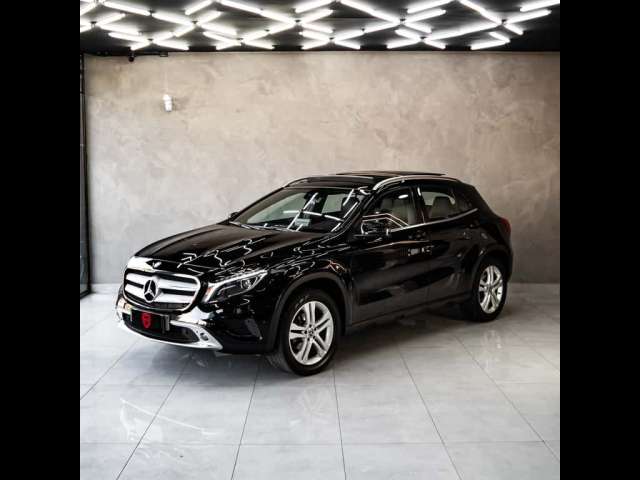 MERCEDES-BENZ GLA 200 200 Enduro 1.6 TB 16V Flex Aut.