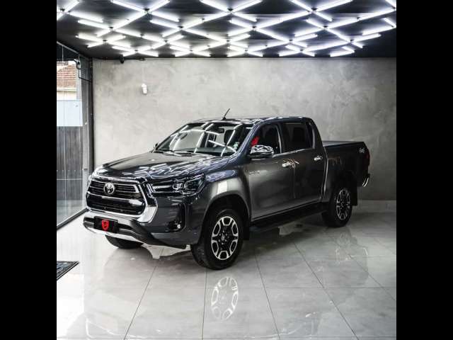 TOYOTA HILUX CD SRX 4x4 2.8 TDI 16V Diesel Aut.