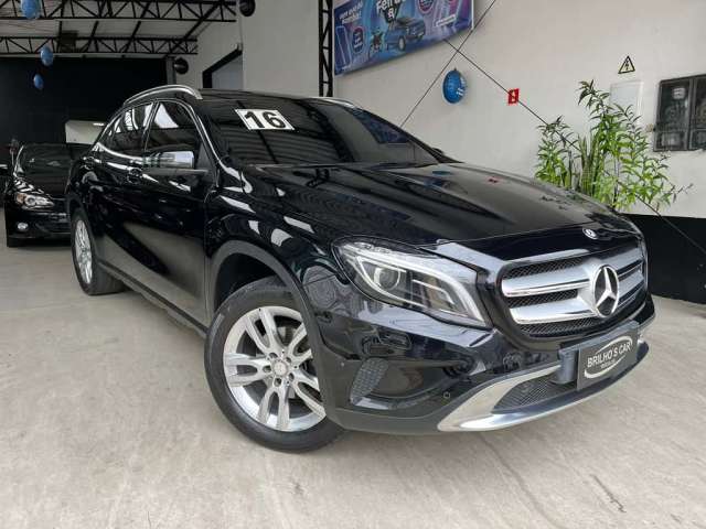 Mercedes Benz GLA-200 2016 Até 2 Anos de Garantia