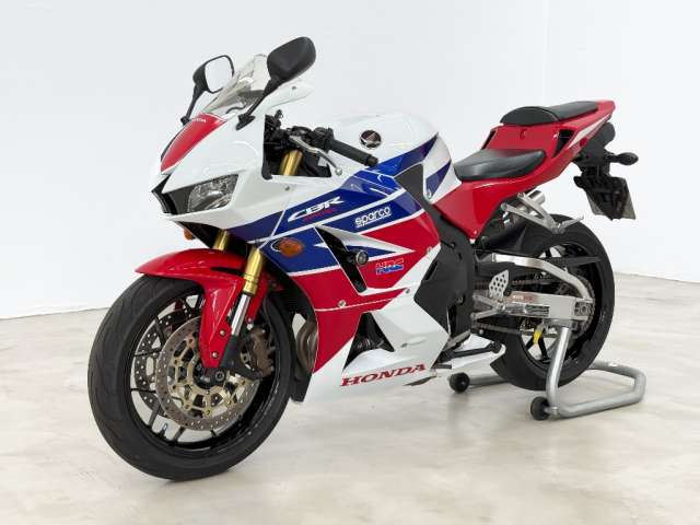 CBR 600 RR - Tricolor