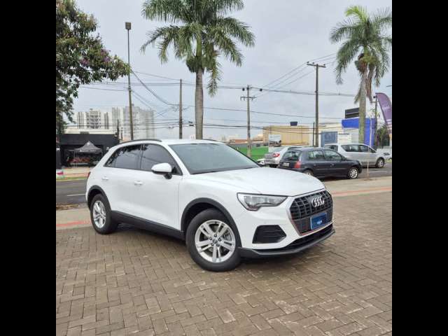 AUDI Q3 Prest. 1.4 TFSI Flex/Prest. S-tronic