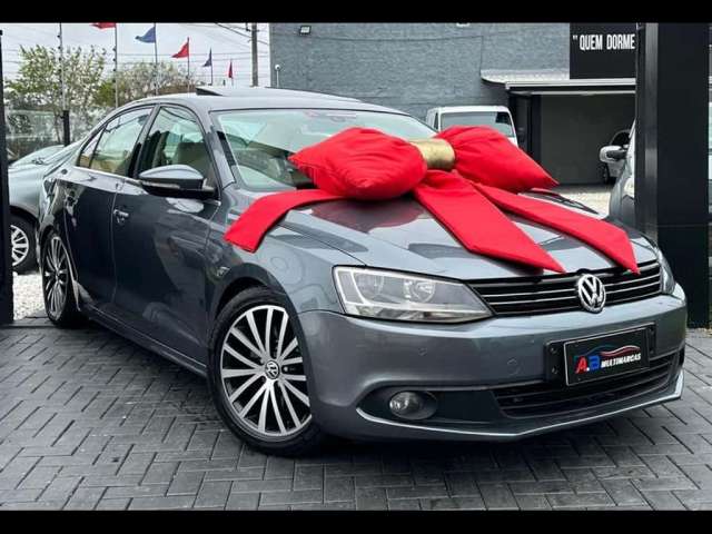 VOLKSWAGEN JETTA TSI HIGHLINE 2013