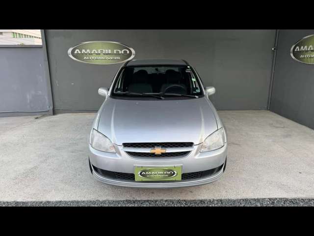 Chevrolet Classic Life/LS 1.0 VHC FlexP. 4p  - Prata - 2013/2014