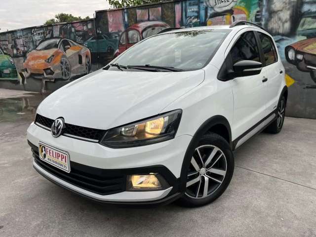 Volkswagen Fox Xtreme 1.6 Flex 8V 5p  - Branca - 2018/2018