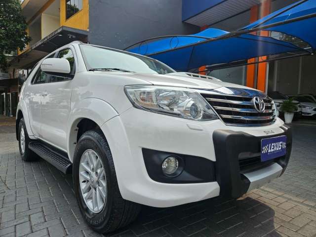 Hilux SW4 3.0 7 Lugares