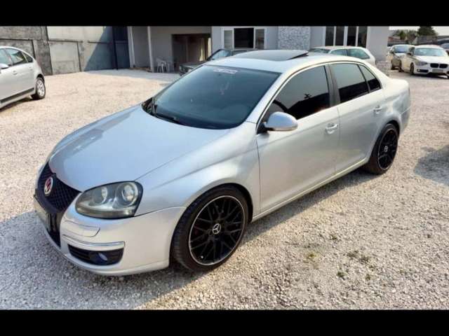 VOLKSWAGEN JETTA 2.5 4P 2008