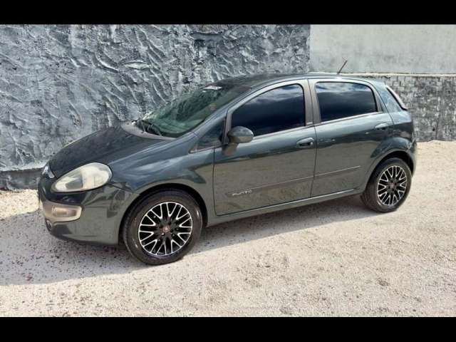 FIAT PUNTO 1.6 ESSENCE 16V FLEX 4P MANUAL 2014