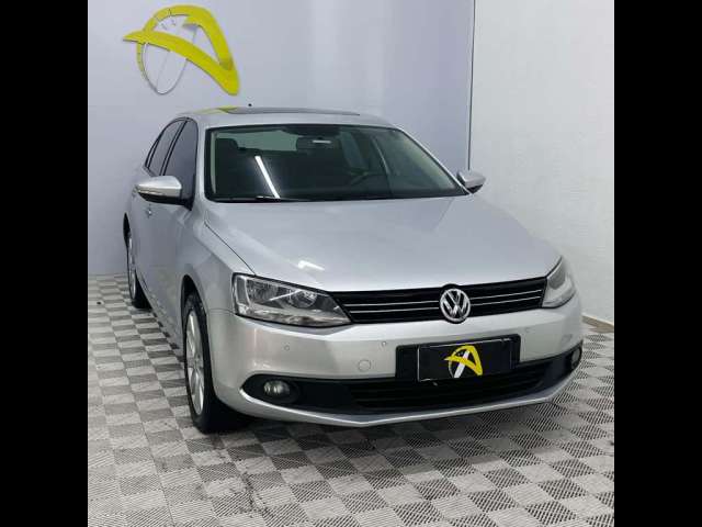 VOLKSWAGEN JETTA Comfortline 2.0 T.Flex 8V 4p Tipt.