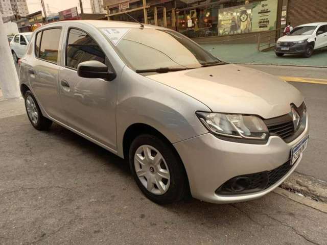 RENAULT SANDERO AUTH 10 2015