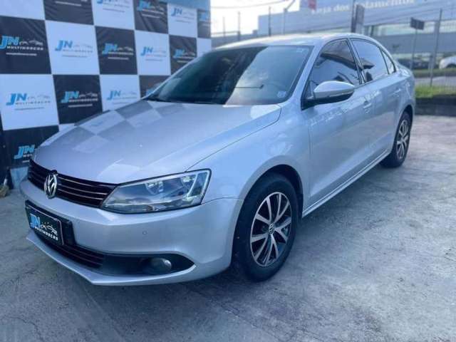 Volkswagen Jetta Comfortline 2.0 2014 