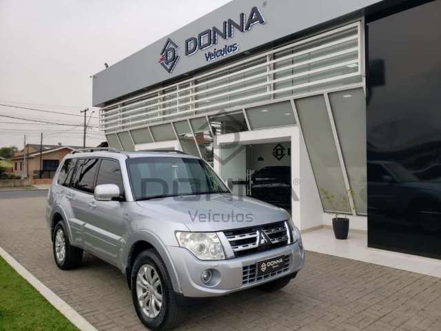 Mitsubishi Pajero Full GLS/GLS/PKHPE 3.2 Dies.TI 5p  - Prata - 2011/2012