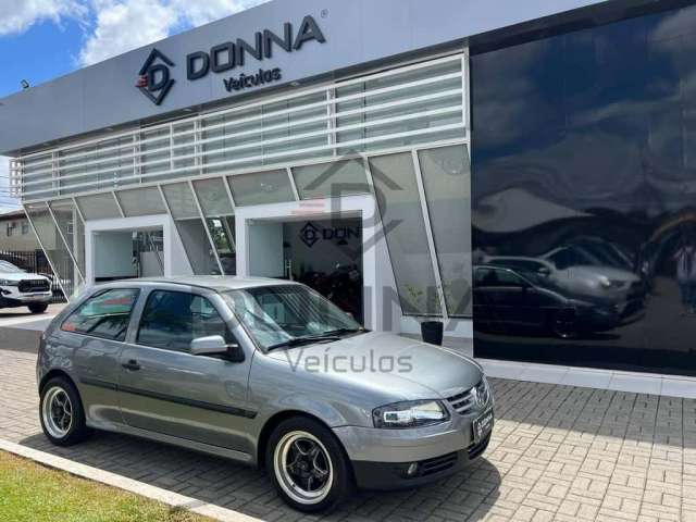 Volkswagen Gol 1.0 Plus 8v 2p  - Cinza - 2005/2006