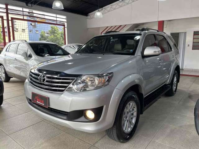 Toyota Hilux sw4 2013 2.7 sr 4x2 16v flex 4p automático