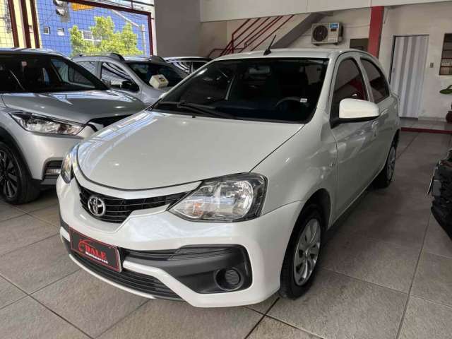 Toyota Etios 2018 1.3 x 16v flex 4p automático