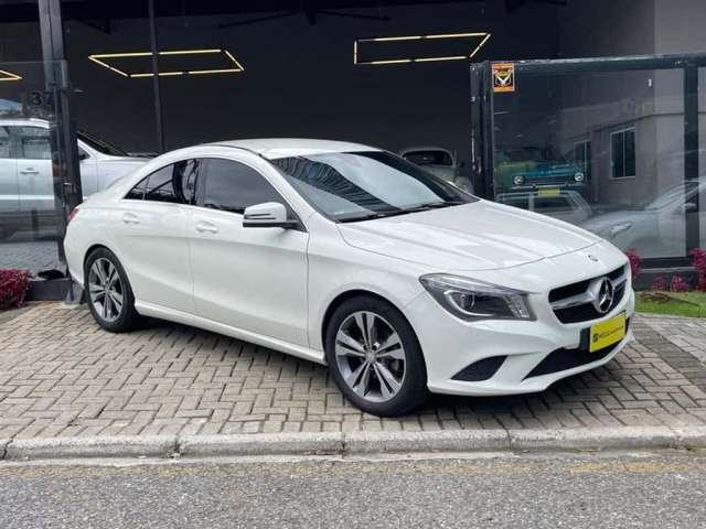 MERCEDES-BENZ CLA200 FF 2015