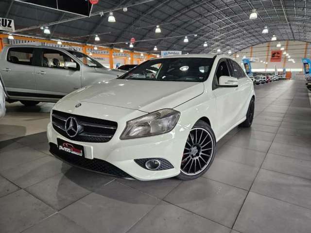 MERCEDES-BENZ A 200 1.6 TURBO STYLE 2014