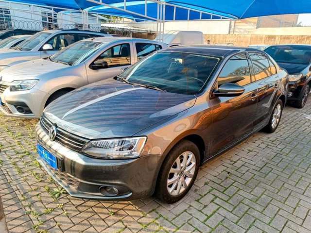 VOLKSWAGEN JETTA COMFORTLINE TIPTRONIC 2.0 FLEX AUT. 2013