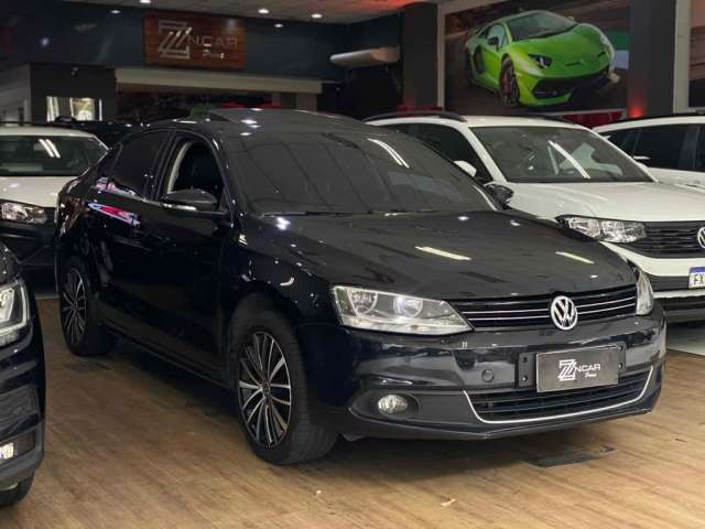 Volkswagen Jetta 2014 2.0 tsi highline 211cv gasolina 4p tiptronic