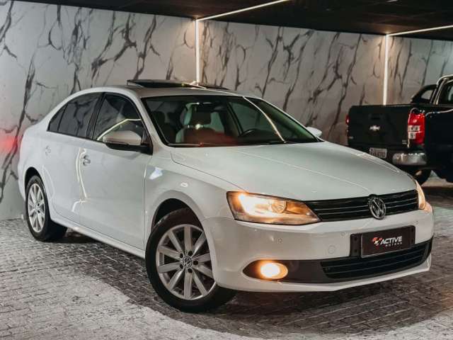 Volkswagen JETTA Comfortline 2.0 T.Flex 8V 4p Tipt.