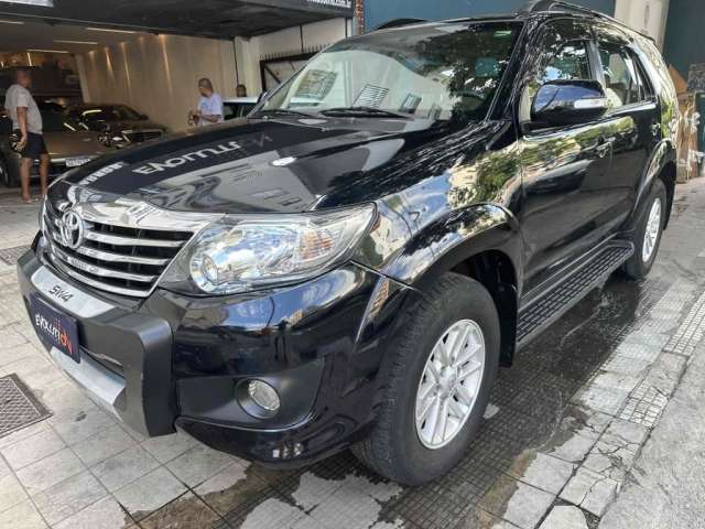 Toyota Hilux sw4 2015 2.7 sr 7 lugares 4x2 16v flex 4p automático