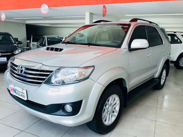 Hilux SW4 SRV 2013 Ú. Dono 95mkm