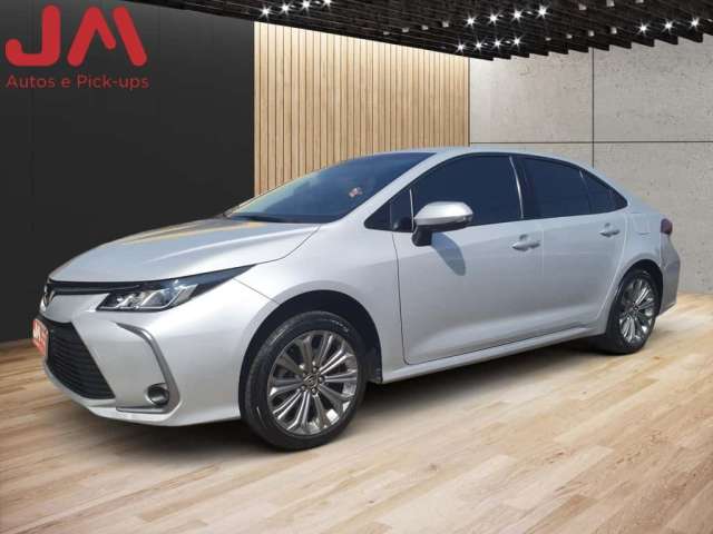 Toyota Corolla XEi 2.0 Flex 16V Aut. - Prata - 2021/2022