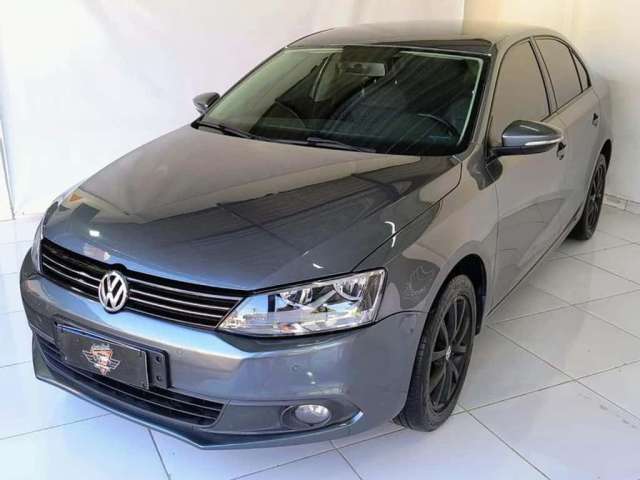 VOLKSWAGEN JETTA 2.0 COMFORTLINE FLEX 4P AUT 2013