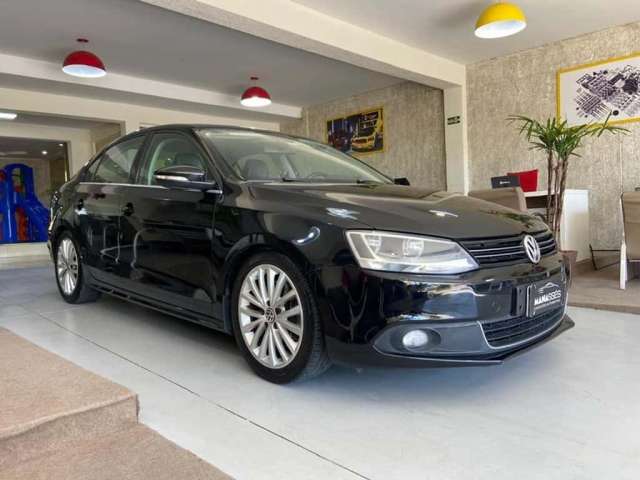 VOLKSWAGEN JETTA Highline 2.0 TSI