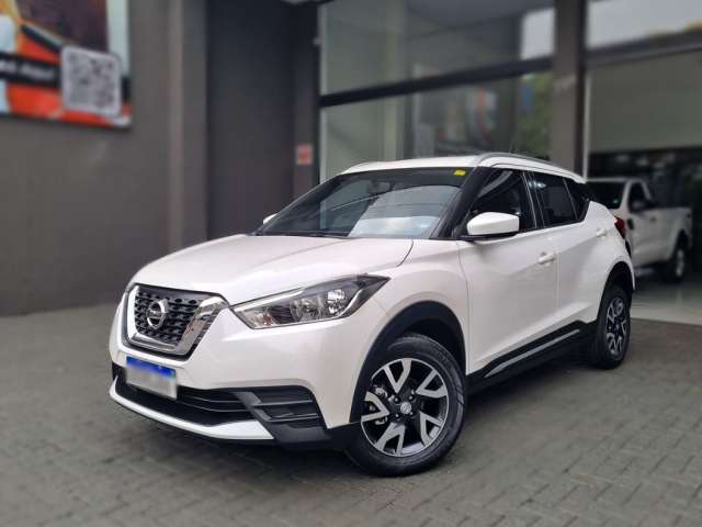 Nissan Kicks 1.6 CVT !