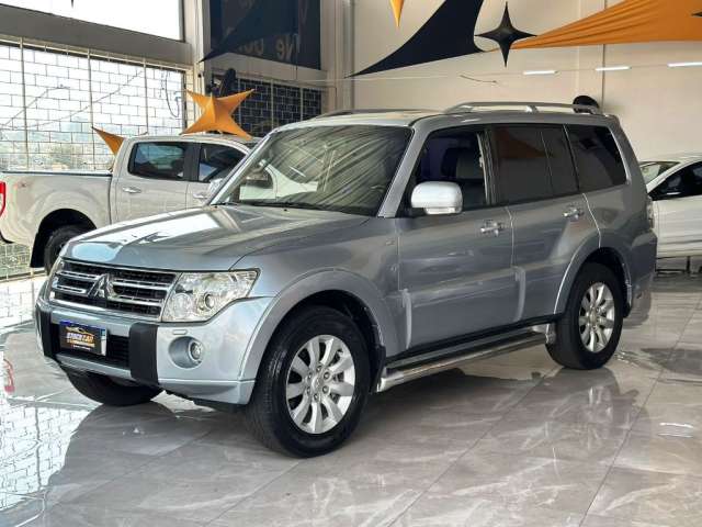 Mitsubishi Pajero Full 3.8 V6 5D HPE 4WD